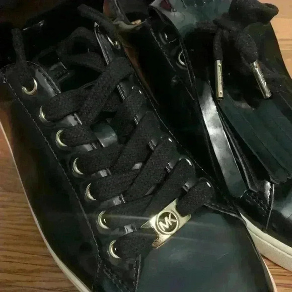 MICHAEL Michael Kors - Keaton Kiltie patent leather sneakers, size 8.5 - Picture 4 of 9